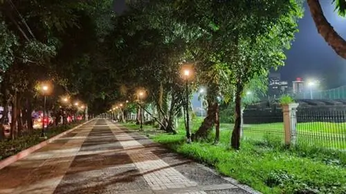 Превращение Интрамурос в город, пригодный для прогулок