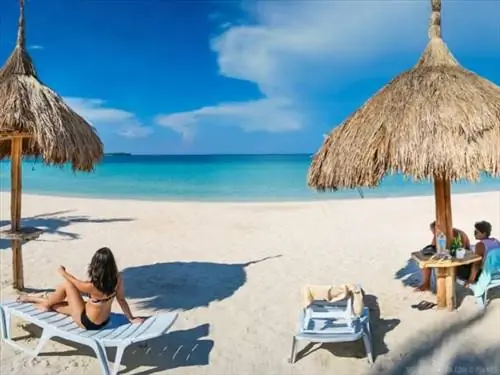 Beach Placid Resort Бантаян Айленд