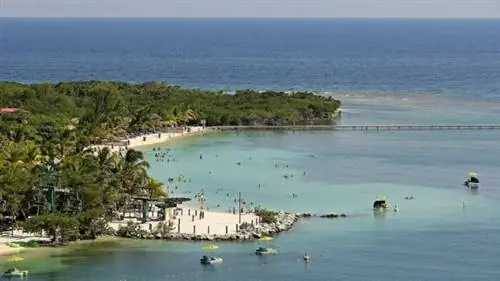 Mahogany Bay, Гондурас, автор Banja Frans Mulder, Wikipedia cc.