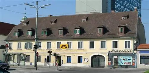 Фотография Грисплац через Wikimedia CC