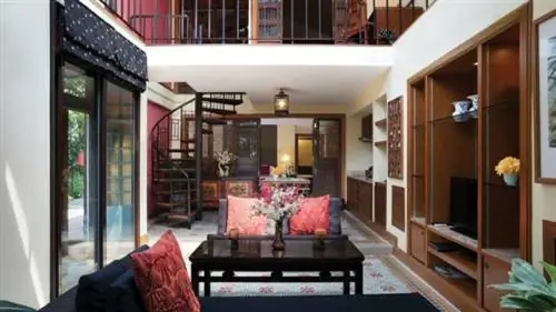 Вестибюль отеля Chakrabongse Villas