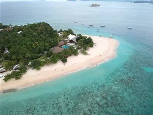 Департамент туризма объявляет о новых возможностях за рубежом для кандидатов на должность офицера по туризму