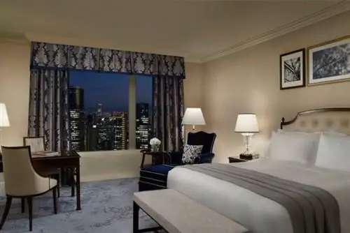 Ритц-Карлтон Осака