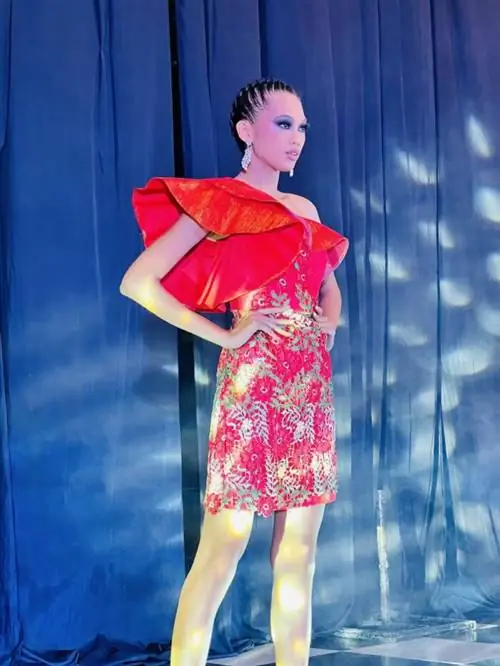 Показ мод в Хаблоне