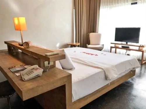 Моя комната в отеле Amorita Resort Bohol