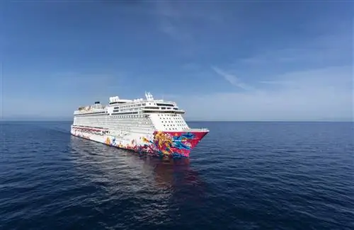 Genting Cruise Lines объявляет об усилении профилактических мер, устанавливая новые стандарты для флота и круизной индустрии