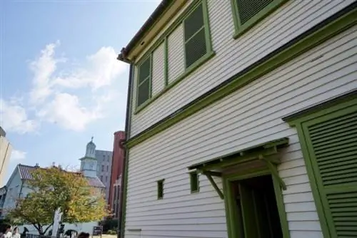 Ресторан внутри Дедзимы