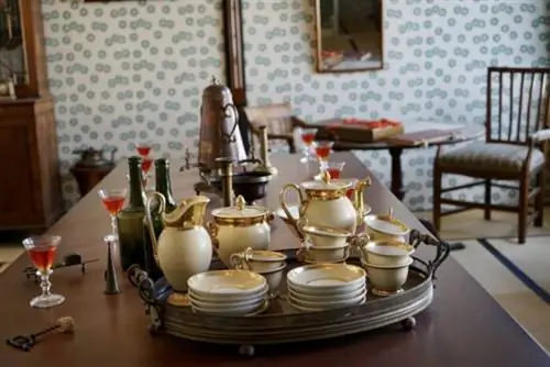 Столовая в покоях главного фактора