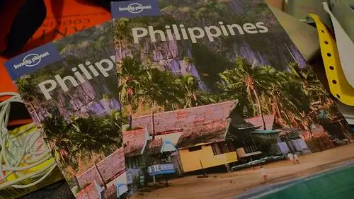 Возьмите с собой путеводитель по месту назначения