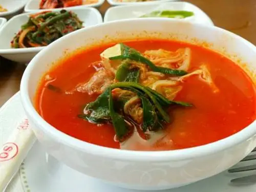 Горячая корейская лапша, фото через Tripadvisor