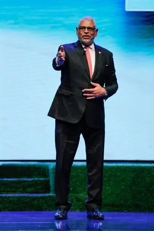 Председатель WTTC Арнольд Дональд