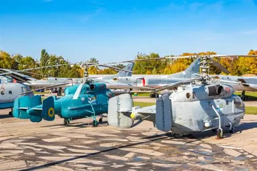 Вертолет в Киевском национальном музее авиации, фото через Depositphotos