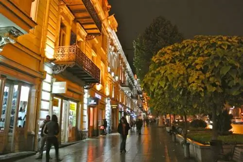 Проспект Руставели ночью, фото через Depositphotos.com