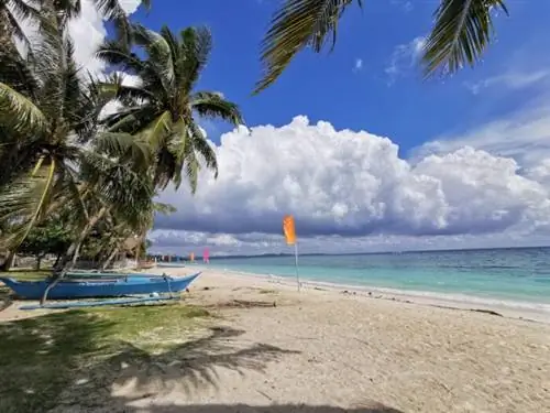 Остров Карабао Ромблон: Пляжи