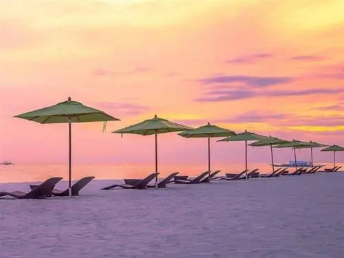 Закат на курорте South Palms Панглао