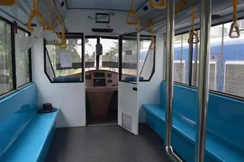 Внутри поезда PNR