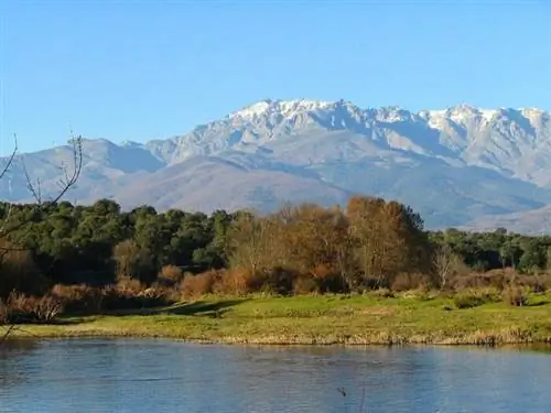 Фотография Сьерра-де-Гредос из Wikipedia CC