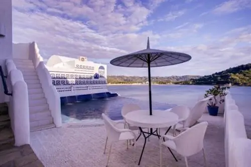 Vitalis Villas Infinity Pool в Илокос-Сур
