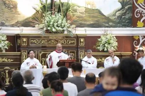 Камай ни Хесус Исцеление Массовое фото со страницы FB