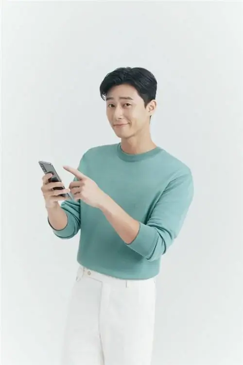 Пак Со Джун поддерживает Smart GIGA K-Video