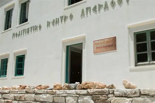 Геологический музей в Апеирантосе на Наксосе, автор: Zde, Wikipedia cc.