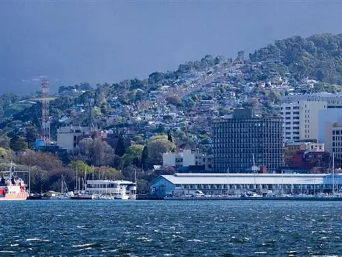 Бухта Салливанс, Хобарт, автор Дэмиен Рамон Найду, Wikipedia cc Бухта Салливанс, Хобарт, автор Дэмиен Рамон Найду, Wikipedia cc