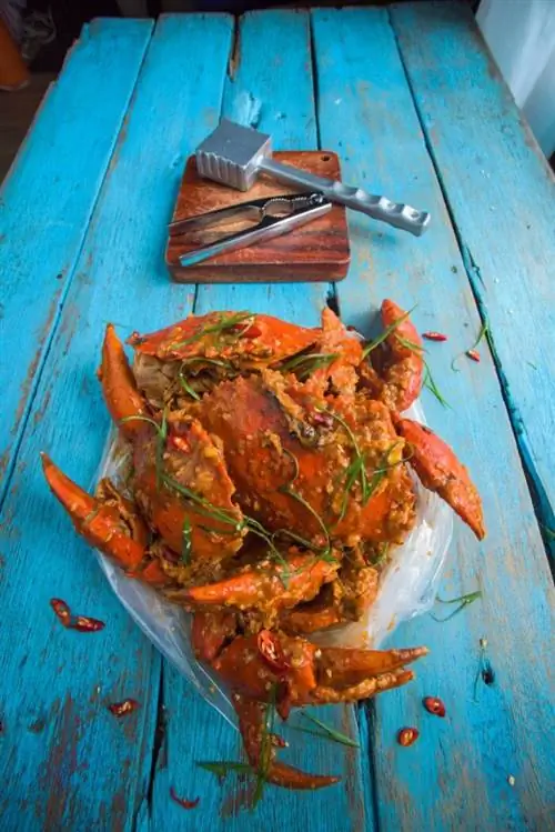 Синие посты: варка крабов и креветок