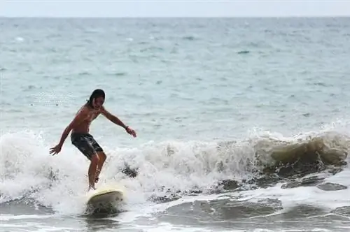 Серфинг в Реале Кесоне