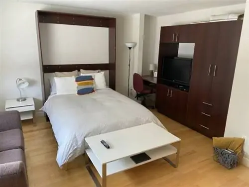 Студия Airbnb в центре города в Виннипеге
