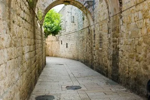 Виа Долороза, Иерусалим, Израиль, фото через Depositphotos