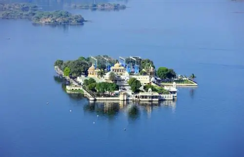 Фото дворца Джаг Мандир через Depositphotos