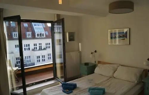 Кёльн Airbnb с балконом
