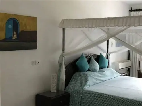 Квартира с 3 спальнями Airbnb в Малинди