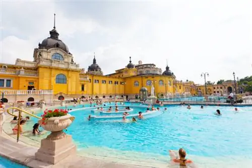 Термальные купальни Сечени в Будапеште, фото через Depositphotos