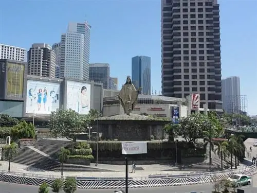 Храм EDSA, автор Патрик Роке, Wikipedia CC Храм EDSA, автор Патрик Роке, Wikipedia CC