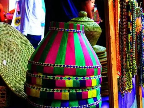 Воскресный рынок на улице Гая от Т. О. Анг через Flickr cc