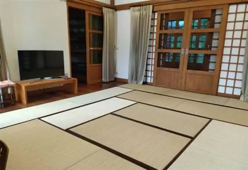 Аренда комнаты в рёкане Бурирам на Airbnb