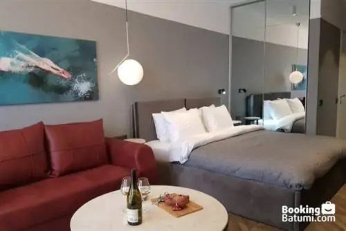 Элегантная студия Airbnb в Батуми в 10 минутах от пляжа