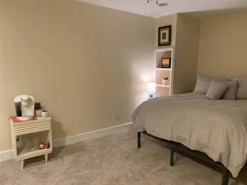 большая отдельная спальня в общем доме в Саванне