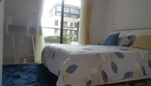 Студия Embassy Gardens, Кантонментс