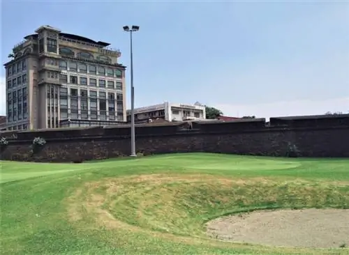 Отель Bayleaf в Интрамуросе