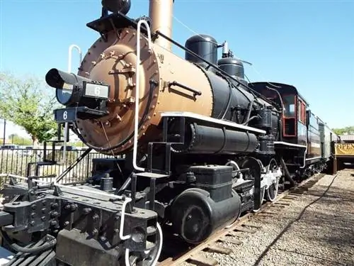 Исторический паровоз № 6 Magma Arizona Railroad, построенный в 1906 году морской пехотой 69-71, через Wikipedia cc.