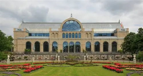 Ботанический сад «Флора» в Кельне, фото CEPhoto через Wikipedia CC Ботанический сад «Флора» в Кельне, фото CEPhoto через Wikipedia CC