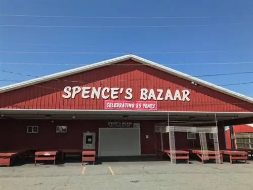 Фотография Spence's Bazaar со страницы FB