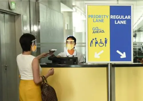 CEB теперь предлагает Go Ahead, функцию, которая предоставляет пассажирам приоритетную посадку и места премиум-класса за минимальную плату. Помимо выбора мест с достаточным пространством для ног, Go Ahead от CEB также предоставит большим группам и семьям, путешествующим вместе, уверенность в выборе предпочитаемых мест.