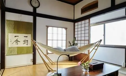 Солнечная комната отдыха в аренду в Токио