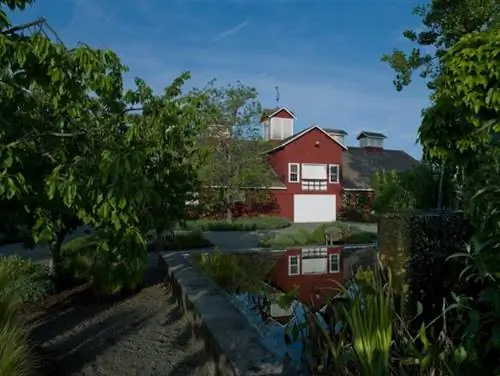 Фотография винодельни Frog Leap со страницы Facebook