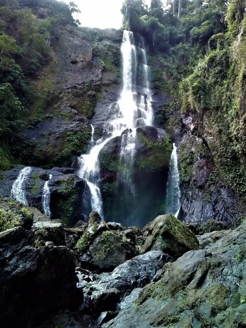 Водопад Ганано в Диффуне