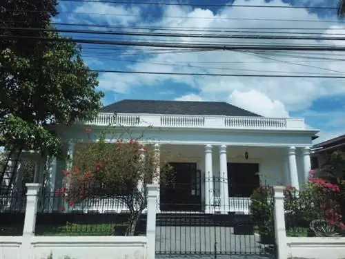 Дом Аделы