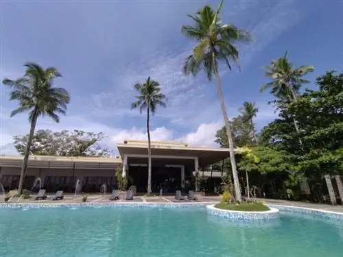 Отель Oriental Leyte у бассейна